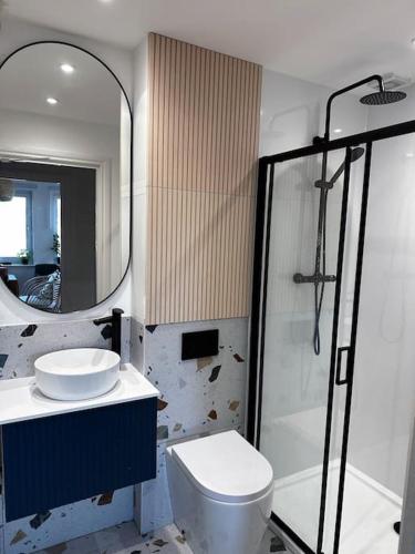 3 Bedroom/3 Bathroom Large Flat Near OVO Hydro, Glasgow (photo 9)