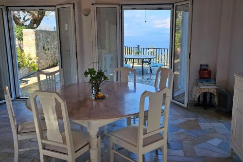 Peloponnese Hideout - white villa