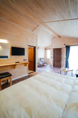 Serenity Bungalows - image 5