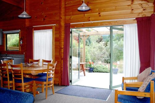 Vedere, The Chalets Motel in Hanmer Springs