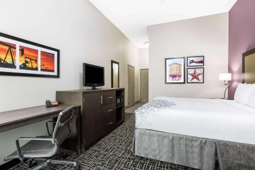 La Quinta by Wyndham Hillsboro - image 10