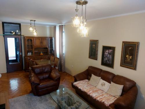 Two-Bedroom Apartment image 6