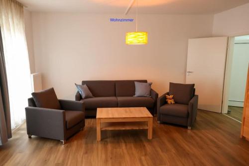 Freundliche Wohnung mit Parkplatz und Terrasse - Wulkenzin