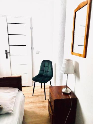 Single Room image 3