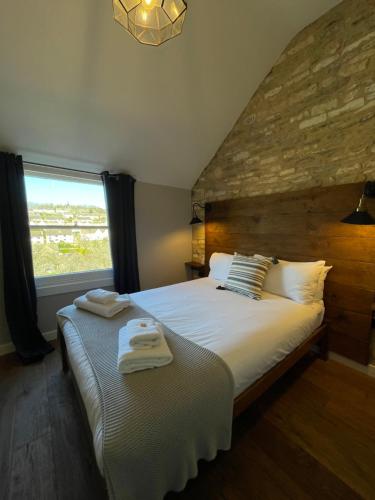 The Queen Matilda Country Rooms