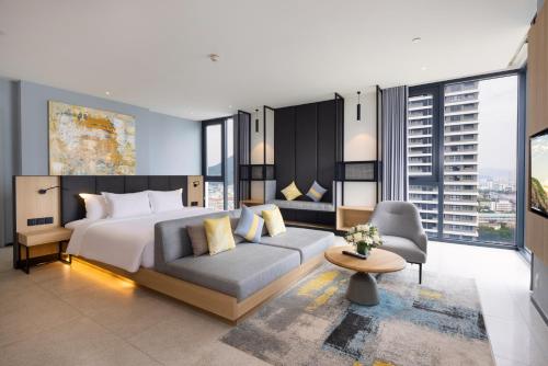 Executive Suite room in Anya Beach Hotel Quy Nhon