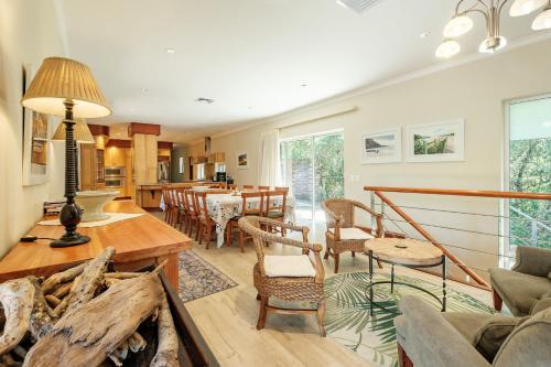 10 St Andrews Avenue in Kurland