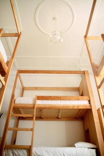 Foto - The Luggage Hostel & Suites