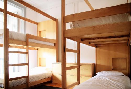 Foto - The Luggage Hostel & Suites