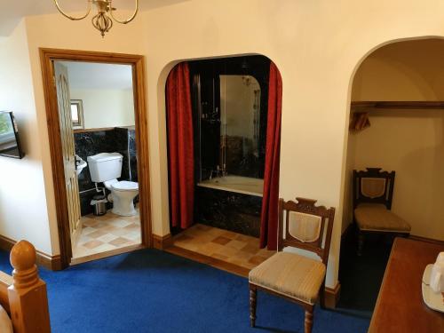 446543891 Great Trethew Manor Hotel & Self Catering Lodges
