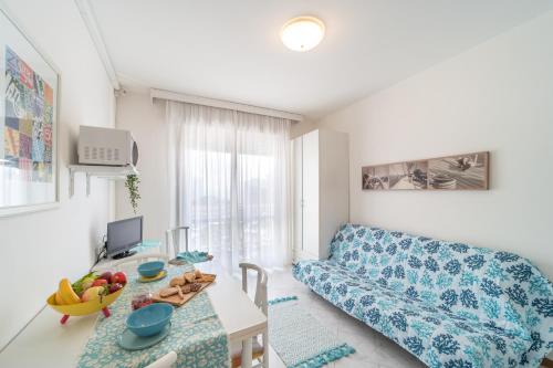 Studio Apartment image 3