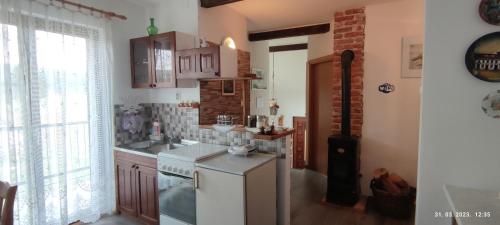 virtuve, LiamMarco in Plaski