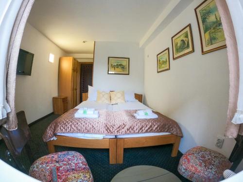 Deluxe Double Room with Mountain View