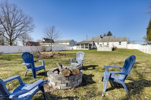 Massachusetts Vacation Rental with Deck in Easthampton, USA