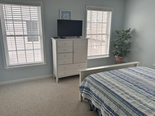 NW506 East 7th Ave-B - image 8