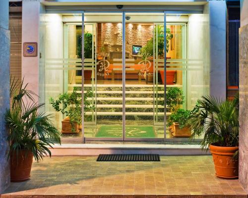 Dioni Hotel - image 14
