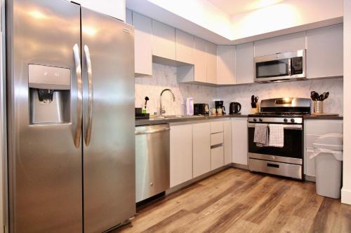 Los Angeles Premium City Suites with Free Parking - 주방