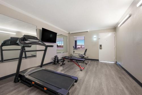 Econo Lodge Gadsden - Attalla - image 34