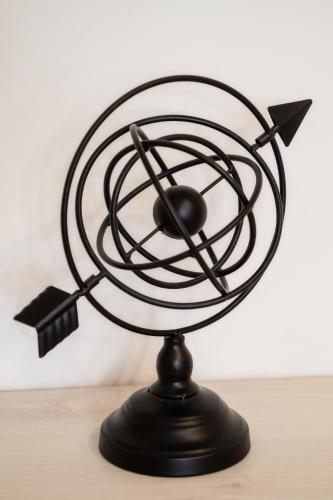 Alma 163 - Pool by N10