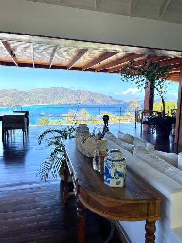 Destiny Le Rêve Bleu et la Mer (Destiny Le Reve Bleu et la Mer) in Port Elizabeth