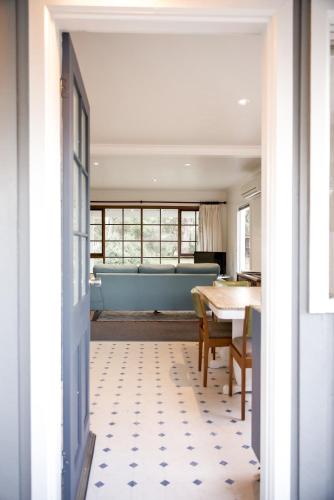 Ieeja, Lawrence creek cottage Bruny Island in North Bruny