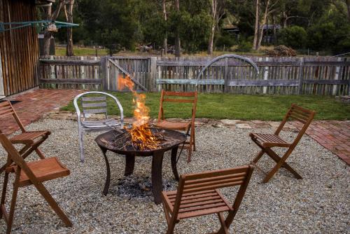 Lawrence creek cottage Bruny Island in North Bruny
