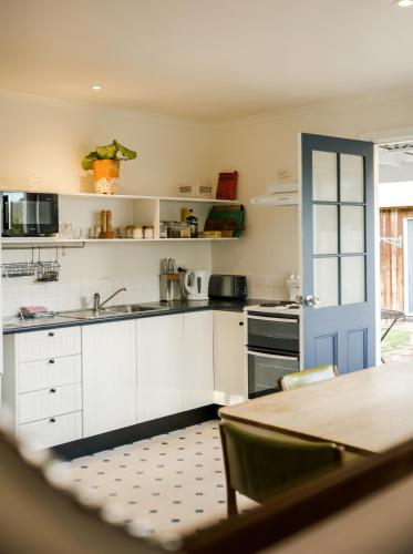 Iekārtas, Lawrence creek cottage Bruny Island in North Bruny