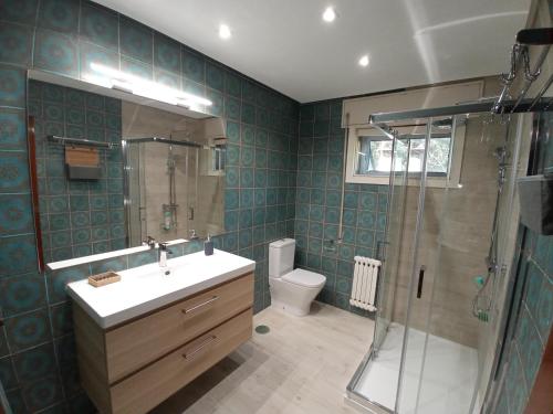 Bathroom, Casa independiente Minoteira in As Laxas