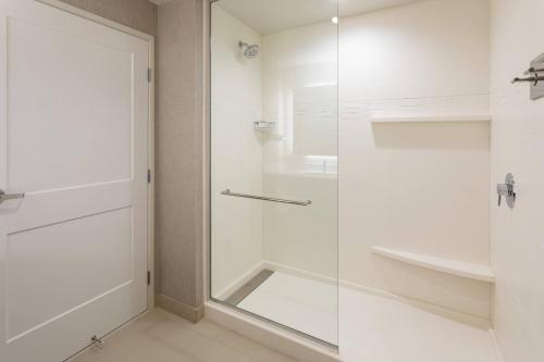 Residence Inn Minneapolis Maple Grove/Arbor Lakes - image 7