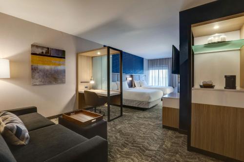 SpringHill Suites by Marriott Cheraw - image 11