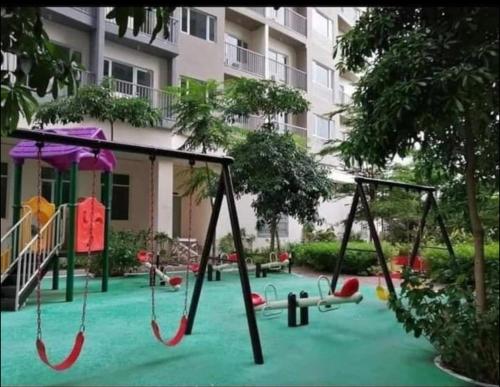 Chic 2BR Condo Unit at South Residences 5