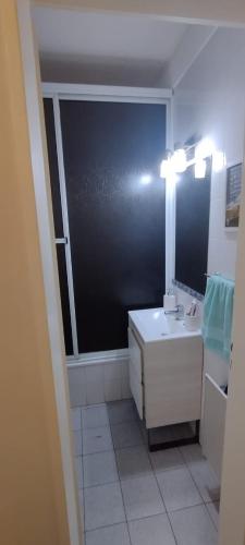 One-Bedroom Apartment image 10