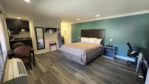 room detail thumbnail 0
