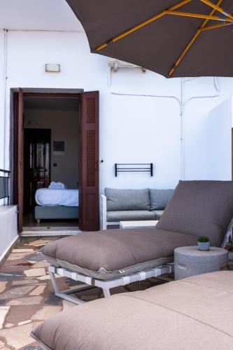 Amphitrite Hotel - image 12