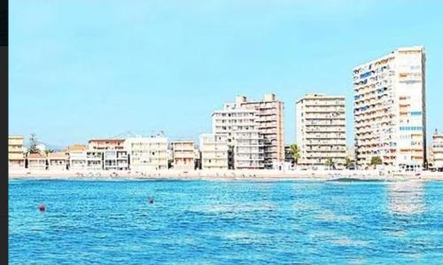  Acogedor apartamento con vistas al mar. in Bellreguart