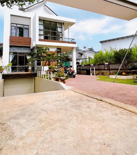 Golf Villa