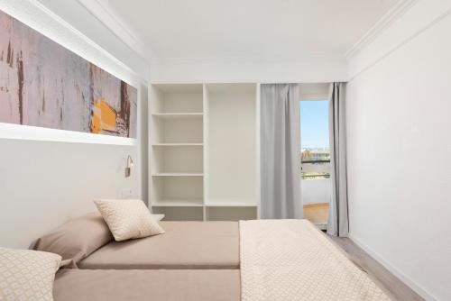 Aparthotel Alcúdia Beach - image 5