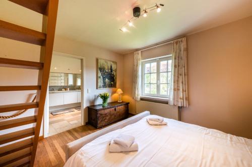 Three-Bedroom Villa image 1