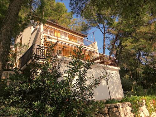 VillaV, seafront 2-story 4* apartment with great outdoors