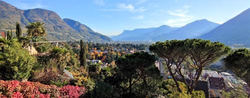 La Libella - Suite #5 - la terrazza mit privatem Pool, Meran (zdjęcie 4)