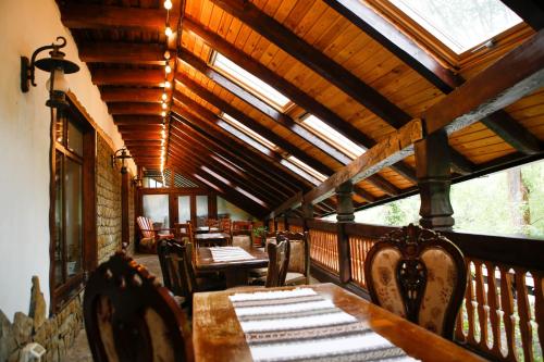 Iekārtas, Casa Baciu in Fundu Moldovei