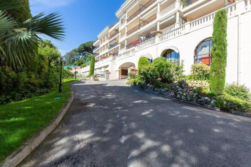 Résidence de luxe Sun Paradis, Studio terrasse, vue Mer Piscine