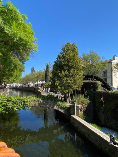 Côté Court – L'Isle-sur-la-Sorgue