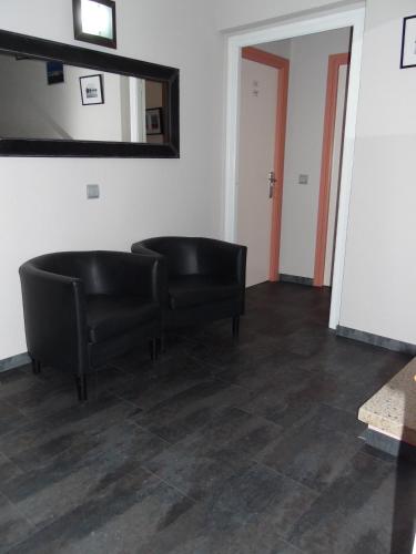 Hostal Santa Clara - image 10