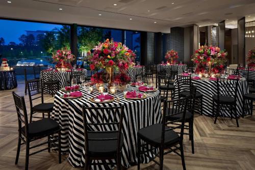 446728400 Houston CityPlace Marriott at Springwoods Village