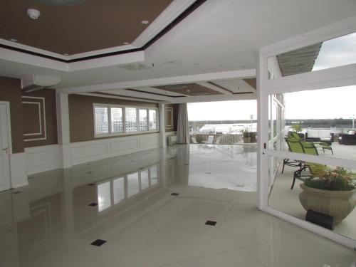 Ruang perjamuan, Continental Porto Alegre by Samba in Porto Alegre