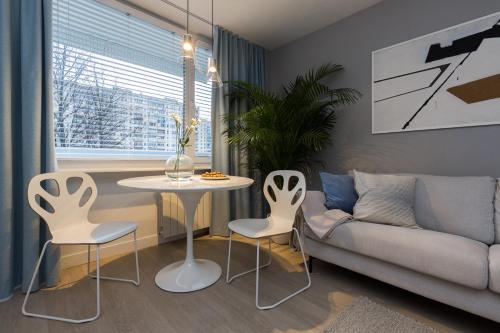 Apartament Bielany 3 min from metro with 5-meals per day diet catering, air conditioning and free parking, Warsaw (photo 5)