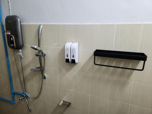 Bathroom, Jipu Hostel in Betong