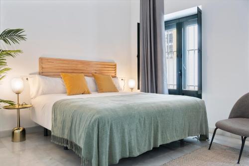 Suites Maestranza - Refinadores by Magno Apartments, Seville