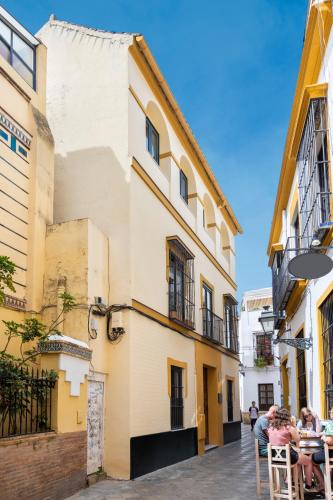 Suites Maestranza - Refinadores by Magno Apartments, Sevilla (Foto 8)
